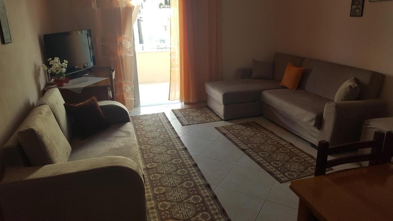 Christos Apartments ساراندا المظهر الخارجي الصورة