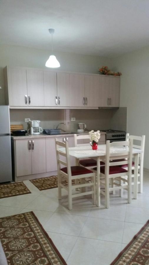 Christos Apartments ساراندا المظهر الخارجي الصورة