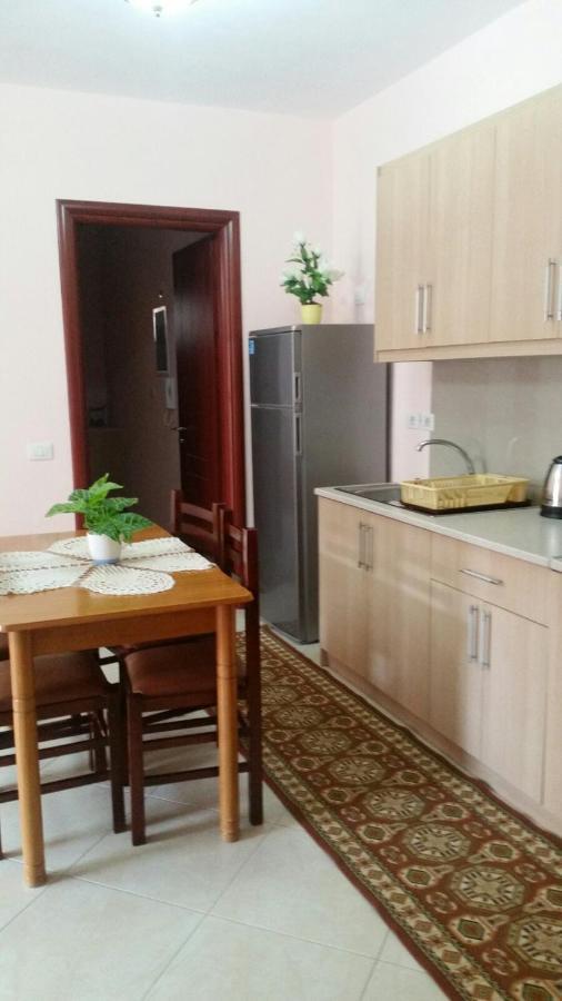 Christos Apartments ساراندا المظهر الخارجي الصورة