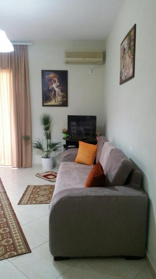 Christos Apartments ساراندا المظهر الخارجي الصورة