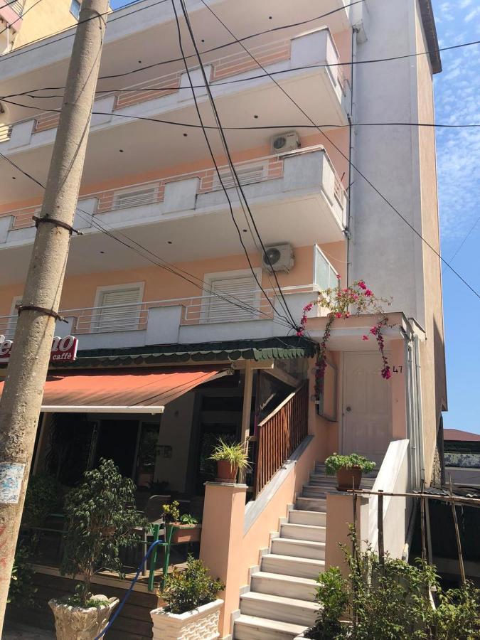 Christos Apartments ساراندا المظهر الخارجي الصورة