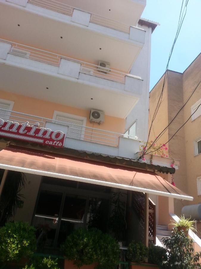 Christos Apartments ساراندا المظهر الخارجي الصورة