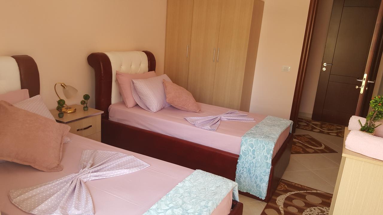 Christos Apartments ساراندا المظهر الخارجي الصورة